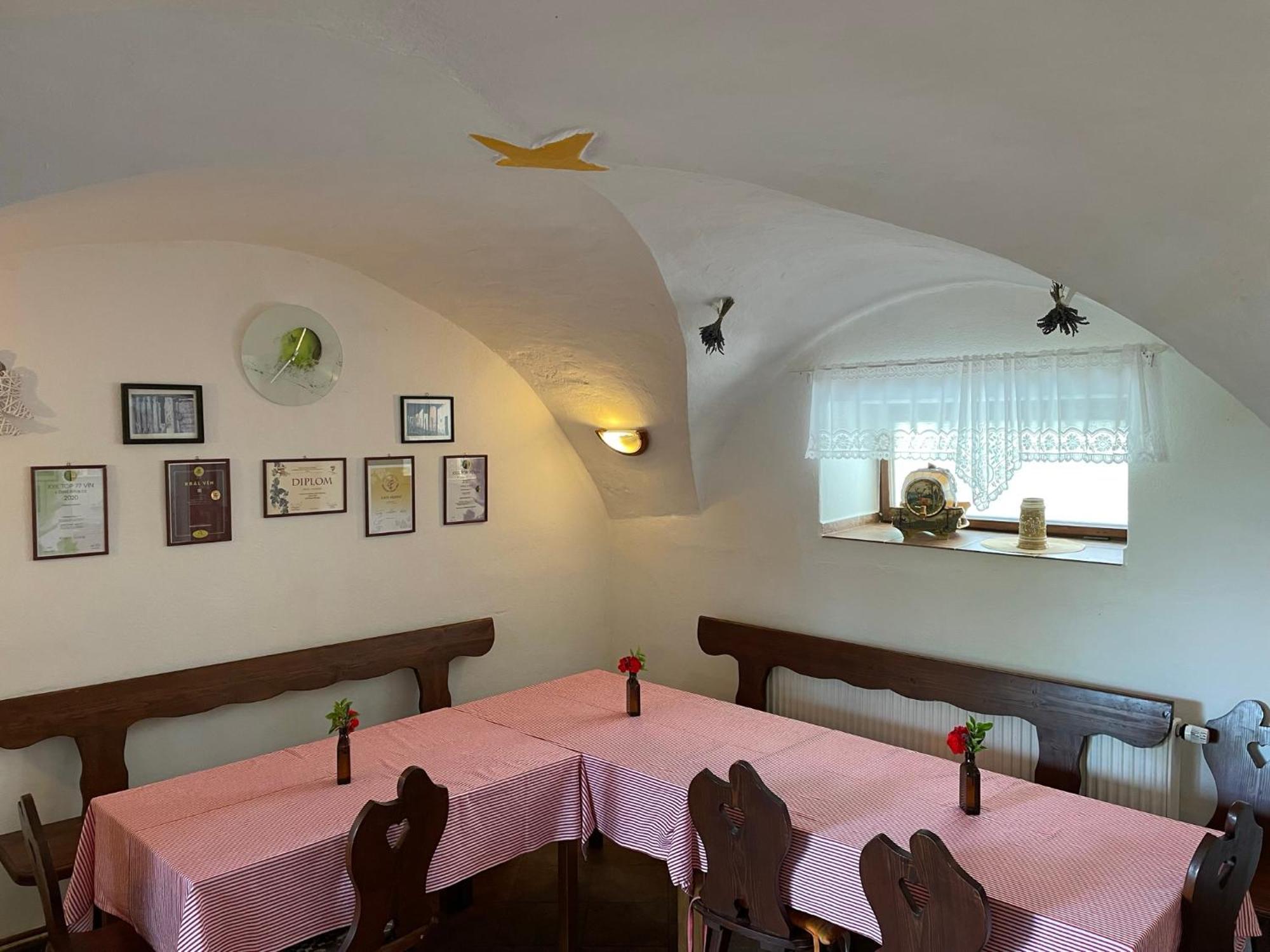 Na Upati Palavy Hotel Horni Vestonice Luaran gambar
